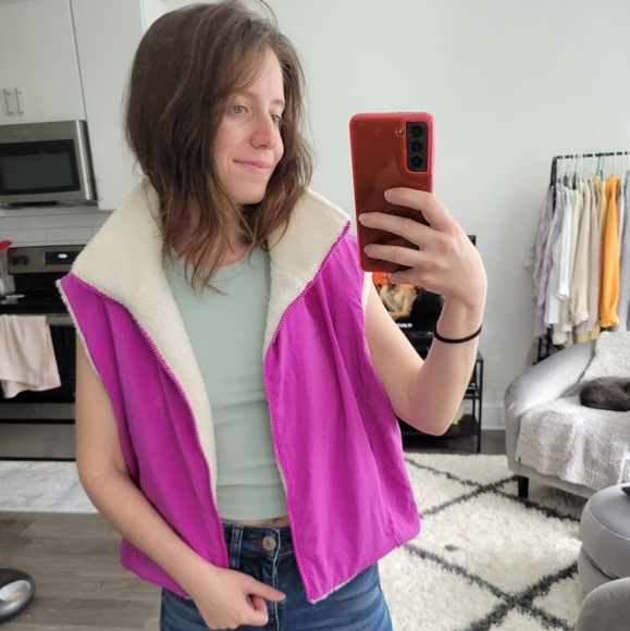 Champion reversible puffer vest - Picture 7 of 9